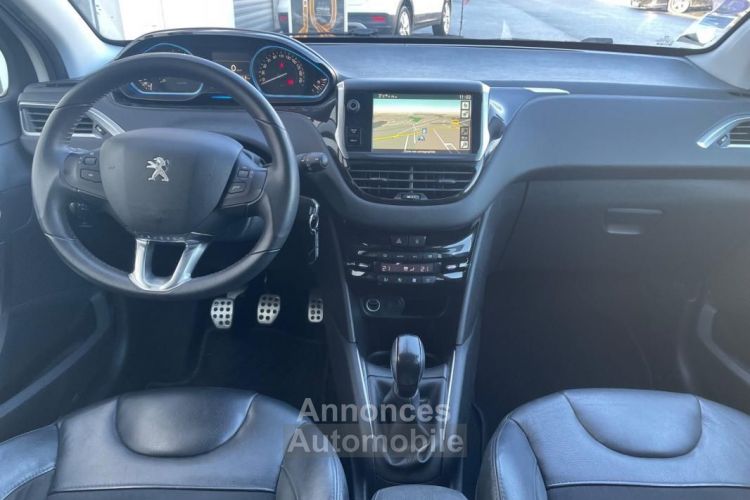 Peugeot 208 GEN-I 1.6L VTI 120 FÉLINE TOIT PANORAMIQUE MOTEUR A CHAINE RÉGULATEUR - <small></small> 6.990 € <small>TTC</small> - #13