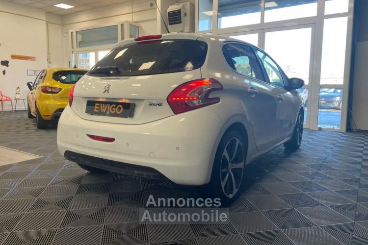 Peugeot 208 GEN-I 1.6L VTI 120ch FÉLINE TOIT PANORAMIQUE MOTEUR A CHAINE RÉGULATEUR - <small></small> 6.990 € <small>TTC</small> - #5