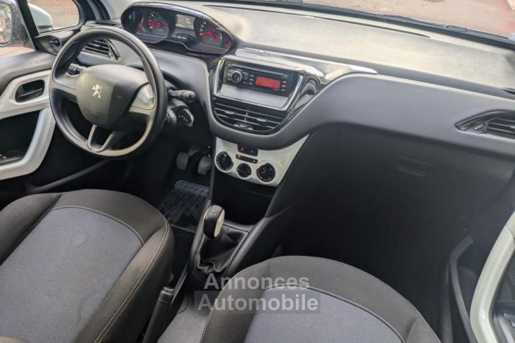 Peugeot 208 GENERATION-I 1.0 VTI 70 LIKE - <small></small> 6.990 € <small>TTC</small> - #18