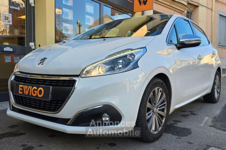 Peugeot 208 GENERATION-I 1.2 110 ch ALLURE START-STOP GPS GARANTIE 6 MOIS - <small></small> 7.290 € <small>TTC</small> - #2