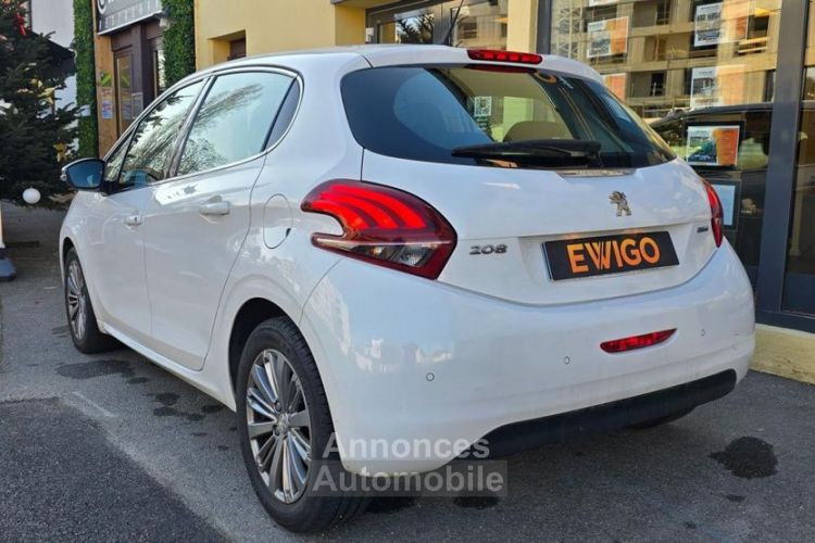 Peugeot 208 GENERATION-I 1.2 110 ch ALLURE START-STOP GPS GARANTIE 6 MOIS - <small></small> 7.290 € <small>TTC</small> - #5