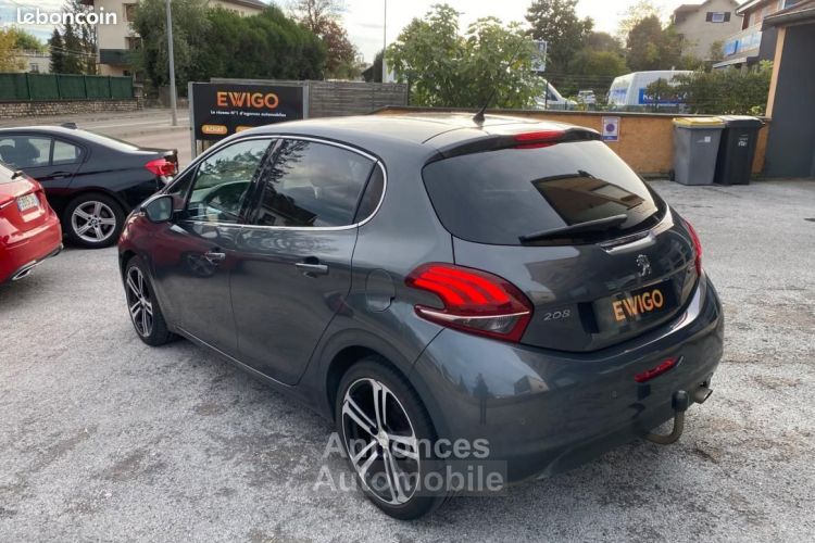 Peugeot 208 GENERATION-I 1.2 110CH PURETECH GT LINE CARPLAY - <small></small> 7.990 € <small>TTC</small> - #7