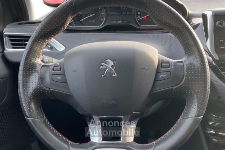 Peugeot 208 GENERATION-I 1.2 110CH PURETECH GT LINE CARPLAY - <small></small> 7.990 € <small>TTC</small> - #15