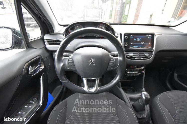 Peugeot 208 GENERATION-I 1.2 80 ch ALLURE GARANTIE 6 MOIS - <small></small> 7.989 € <small>TTC</small> - #15