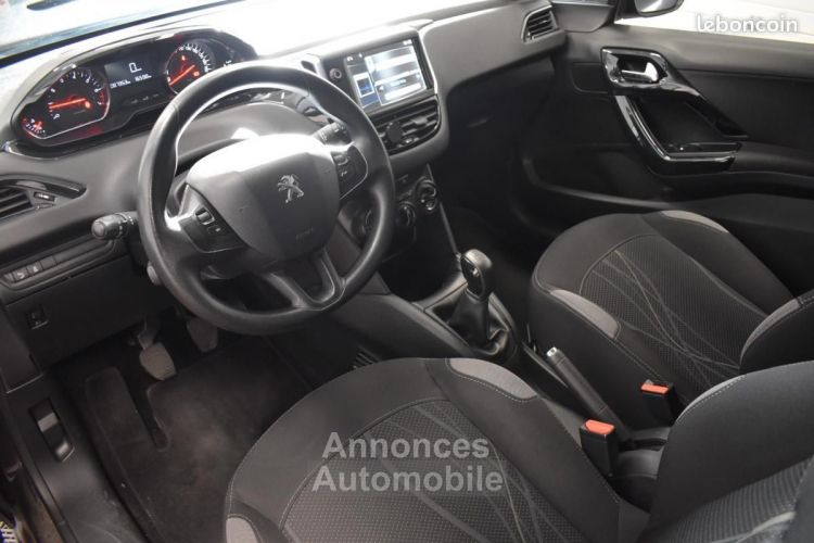 Peugeot 208 GENERATION-I 1.2 82ch ACTIVE COURROIE NEUVE IDEAL JEUNE CONDUCTEUR SUIVI GARANTIE 6... - <small></small> 5.990 € <small>TTC</small> - #6