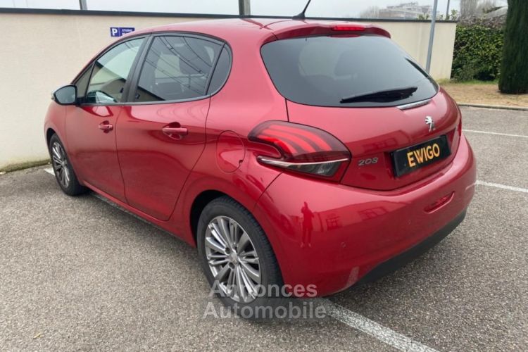 Peugeot 208 GENERATION-I 1.2 82CH STYLE PLUS COURROIES NEUVE - <small></small> 6.990 € <small>TTC</small> - #6