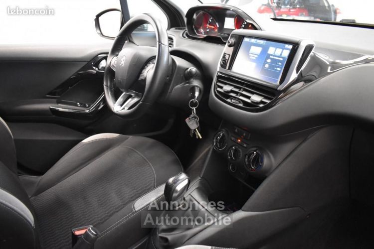 Peugeot 208 GENERATION-I 1.2 82ch STYLE SIÈGES CHAUFFANTS RADAR DE RECUL IDEAL JEUNE CONDUCTEUR... - <small></small> 4.990 € <small>TTC</small> - #10