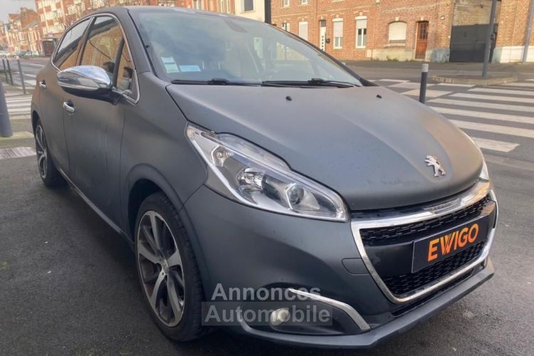 Peugeot 208 GENERATION-I 1.2 PURETECH 110 FELINE START-STOP - <small></small> 8.490 € <small>TTC</small> - #8