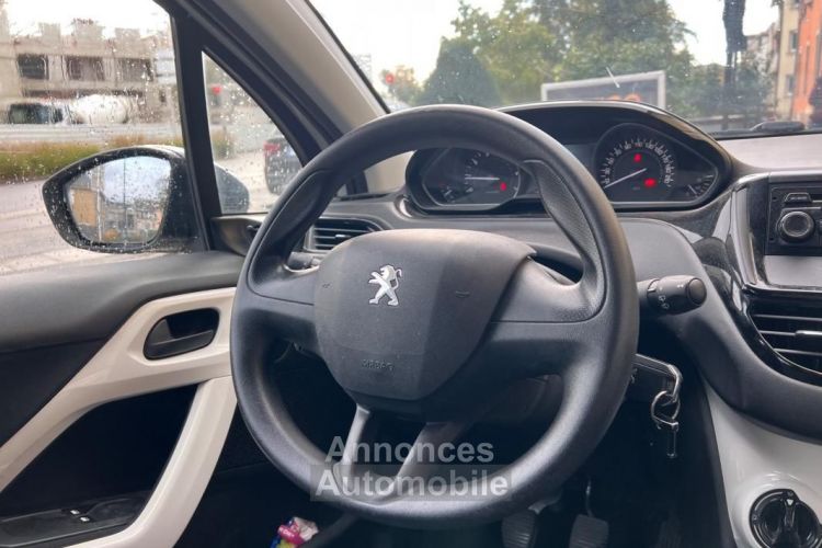 Peugeot 208 GENERATION-I 1.2 PURETECH 70 ACCESS-GARANTIE 6 MOIS COURROIE DE DISTRIBUTION CHANGEE - <small></small> 5.990 € <small>TTC</small> - #15