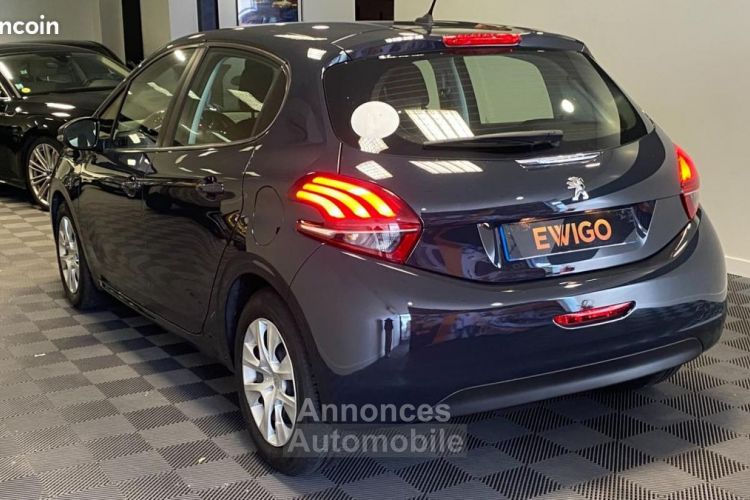 Peugeot 208 GENERATION-I 1.2 PURETECH 70 LIKE - <small></small> 7.990 € <small>TTC</small> - #4