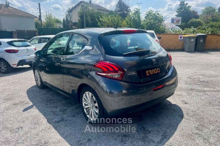 Peugeot 208 GENERATION-I 1.2 PURETECH 82 ALLURE - <small></small> 7.990 € <small>TTC</small> - #7