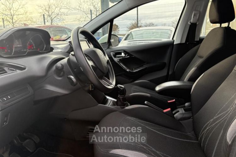 Peugeot 208 GENERATION-I 1.4 HDI 70 ACTIVE - <small></small> 6.401 € <small>TTC</small> - #9