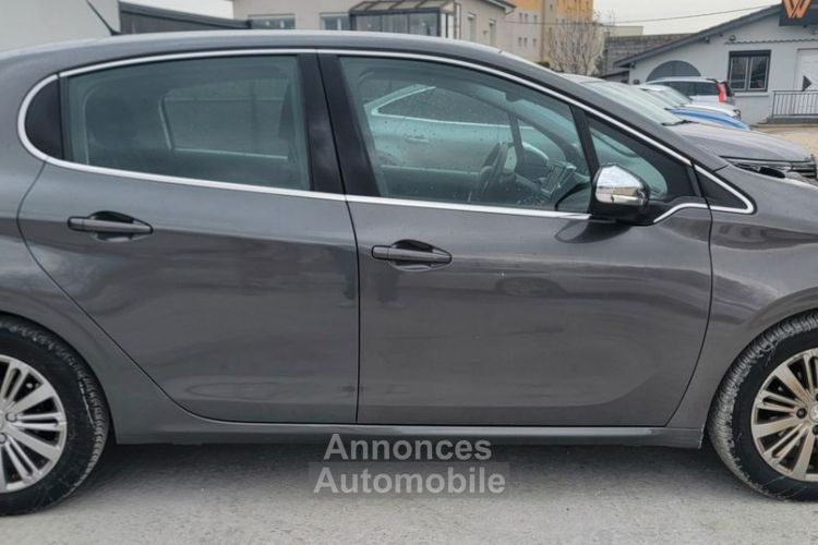 Peugeot 208 GENERATION-I 1.5 BLUEHDI 100 ch ACTIVE - <small></small> 10.489 € <small>TTC</small> - #8