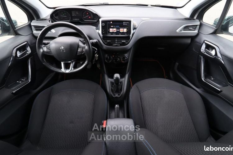 Peugeot 208 GENERATION-I 1.6 BLUEHDI 100 CH STYLE + CARPLAY - <small></small> 8.989 € <small>TTC</small> - #17