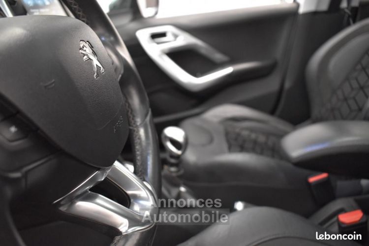 Peugeot 208 GENERATION-I 1.6 BLUEHDI 120ch FELINE RADAR SUIVI CONSTRUCTEUR GARANTIE 6 A 60 MOIS - <small></small> 8.990 € <small>TTC</small> - #8