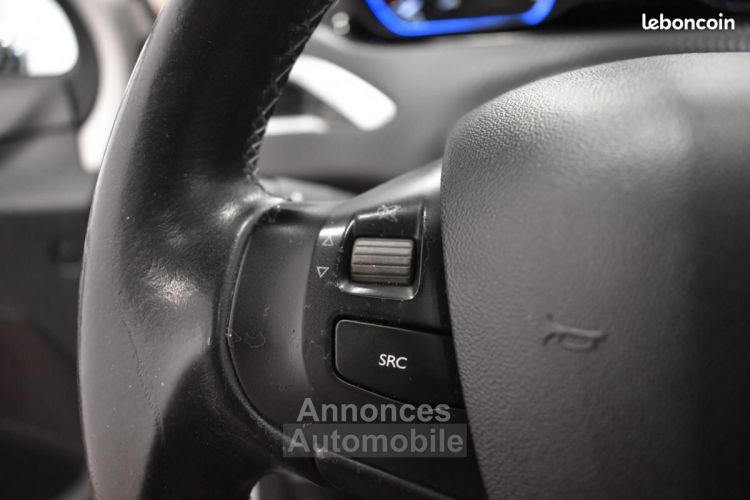 Peugeot 208 GENERATION-I 1.6 BLUEHDI 120ch FELINE RADAR SUIVI CONSTRUCTEUR GARANTIE 6 A 60 MOIS - <small></small> 8.990 € <small>TTC</small> - #11