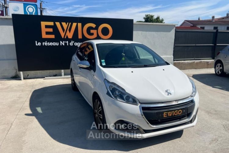 Peugeot 208 GENERATION-I 1.6 BLUEHDI 75 ch STYLE - <small></small> 9.489 € <small>TTC</small> - #1