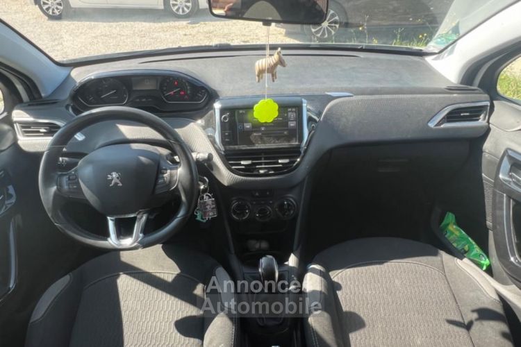 Peugeot 208 GENERATION-I 1.6 BLUEHDI 75 ch STYLE - <small></small> 9.489 € <small>TTC</small> - #13