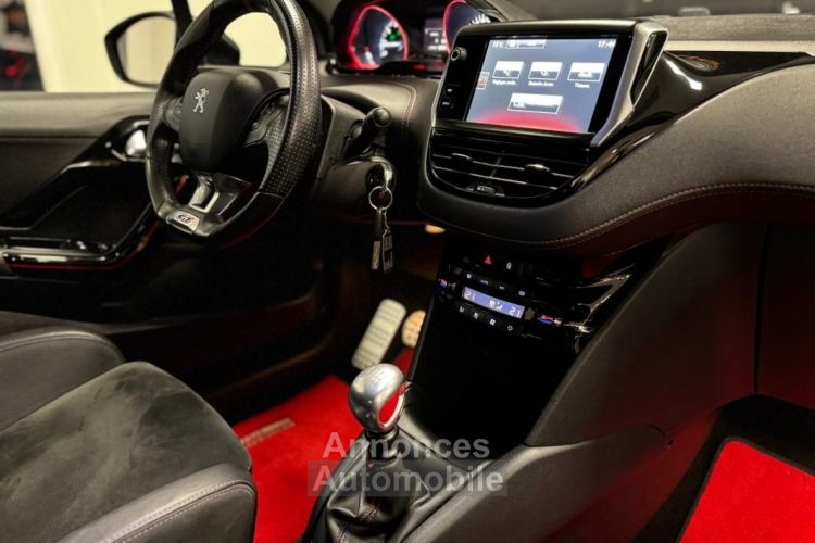 Peugeot 208 GENERATION-I 1.6 THP 210ch 30th GTI Nr.763 - <small></small> 12.990 € <small>TTC</small> - #14