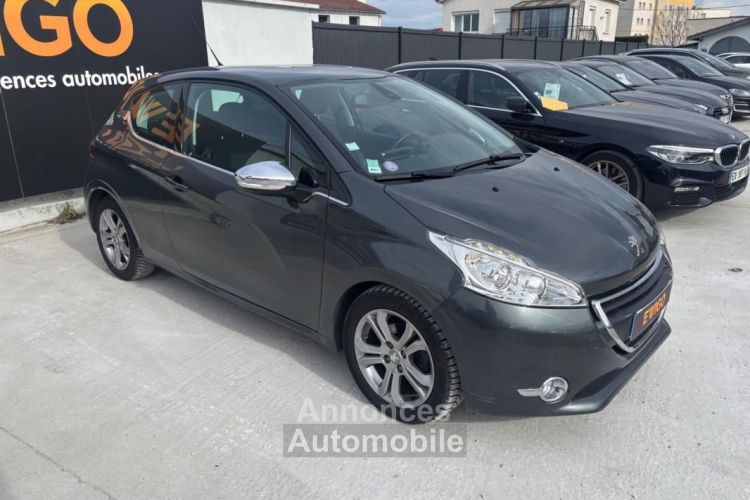 Peugeot 208 GENERATION-I 1.6 VTI 120 ch ALLURE 1 ERE MAIN + ENTRETIEN - <small></small> 8.489 € <small>TTC</small> - #7