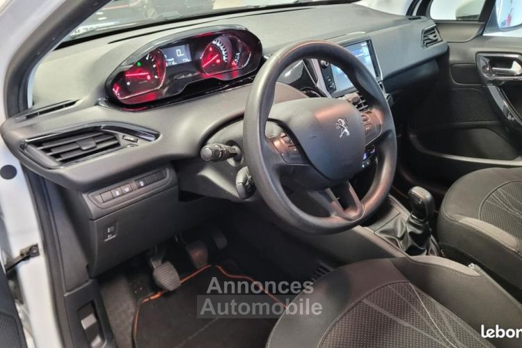 Peugeot 208 GENERATION-I SOCIETE 1.6 HDI 92ch AFFAIRE PACK CLIM CONFORT + 5825 HT - <small></small> 6.990 € <small>TTC</small> - #19