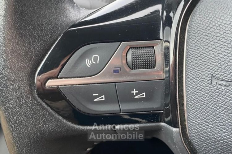 Peugeot 208 GENERATION-II 100 STYLE START&STOP ANDROID+APPLE CARPLAY TRES FAIBLE KILOMÉTRAGE EN... - <small></small> 14.290 € <small>TTC</small> - #19