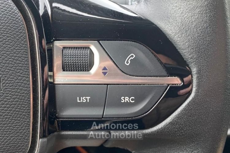 Peugeot 208 GENERATION-II 100 STYLE START&STOP ANDROID+APPLE CARPLAY TRES FAIBLE KILOMÉTRAGE EN... - <small></small> 14.290 € <small>TTC</small> - #20