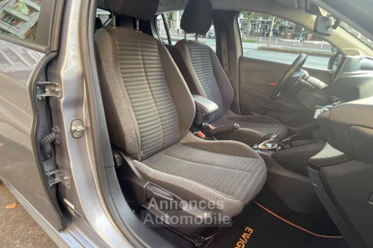 Peugeot 208 GENERATION-II 1.2 PURETECH 100 ACTIVE BUSINESS EAT BVA START-STOP DOUBLE COMMANDES - <small></small> 12.490 € <small>TTC</small> - #12