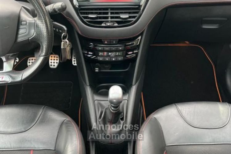 Peugeot 208 GTI 1.6 THP CH + TOIT PANORAMIQUE ATTELAGE DEMONTABLE - <small></small> 10.990 € <small>TTC</small> - #17