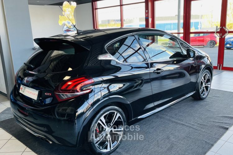 Peugeot 208 GTI 1,6 TURBO CV TOIT PANORAMIQUE CAMERA REGULATEUR LIMITEUR HIFI JBL PARK PILOT FEUX HALOGE - <small></small> 14.990 € <small>TTC</small> - #2