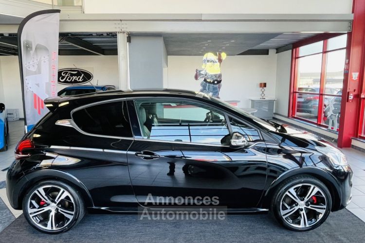 Peugeot 208 GTI 1,6 TURBO CV TOIT PANORAMIQUE CAMERA REGULATEUR LIMITEUR HIFI JBL PARK PILOT FEUX HALOGE - <small></small> 14.990 € <small>TTC</small> - #3