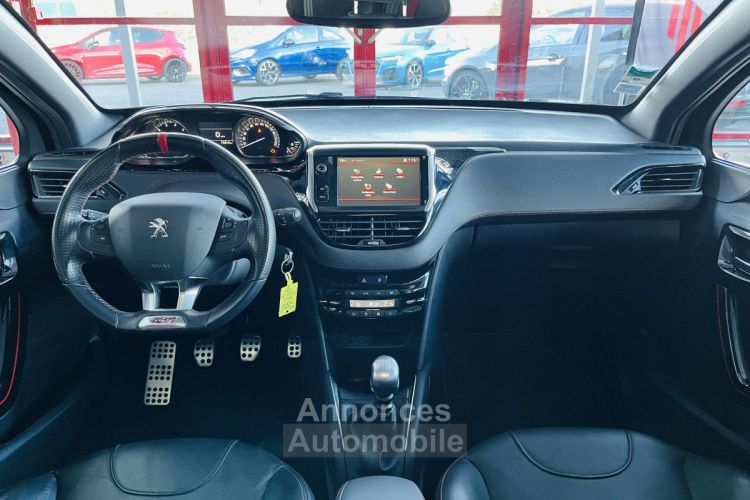 Peugeot 208 GTI 1,6 TURBO CV TOIT PANORAMIQUE CAMERA REGULATEUR LIMITEUR HIFI JBL PARK PILOT FEUX HALOGE - <small></small> 14.990 € <small>TTC</small> - #4