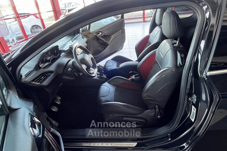 Peugeot 208 GTI 1,6 TURBO CV TOIT PANORAMIQUE CAMERA REGULATEUR LIMITEUR HIFI JBL PARK PILOT FEUX HALOGE - <small></small> 14.990 € <small>TTC</small> - #14