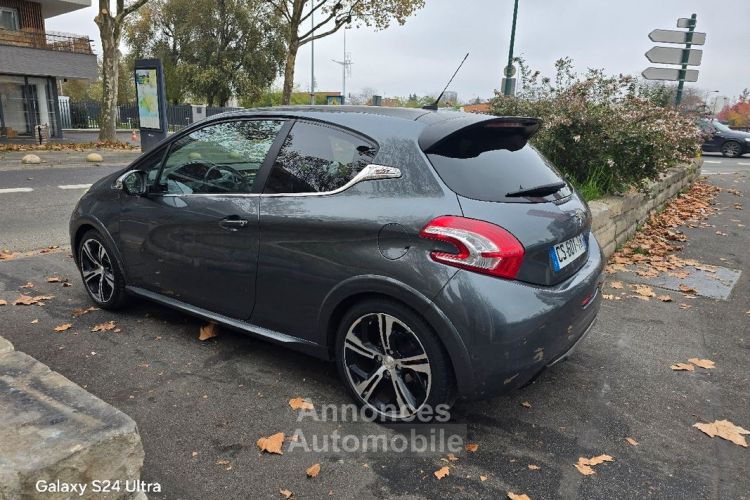 Peugeot 208 GTI 1.6l THP 200ch GARANTIE - <small></small> 7.990 € <small>TTC</small> - #5