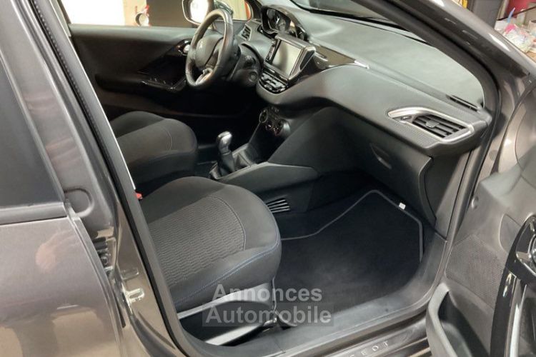 Peugeot 208 hdi 100 cv signature garantie 12 mois - <small></small> 11.500 € <small>TTC</small> - #5