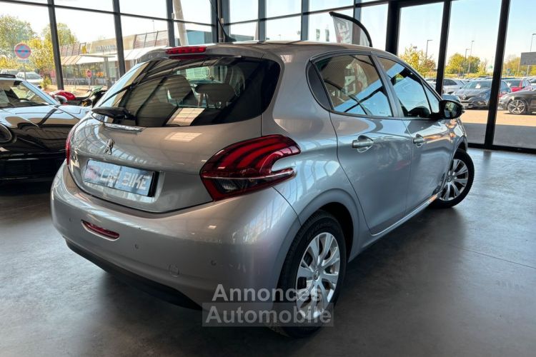 Peugeot 208 HDI 100 Garantie 6 ans GPS Carplay Régulateur Climatisation 215-mois - <small></small> 10.988 € <small>TTC</small> - #2