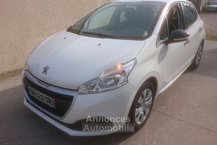 Peugeot 208 hdi 75ch 5 PLACE garantie 12 mois - <small></small> 7.750 € <small>TTC</small> - #1