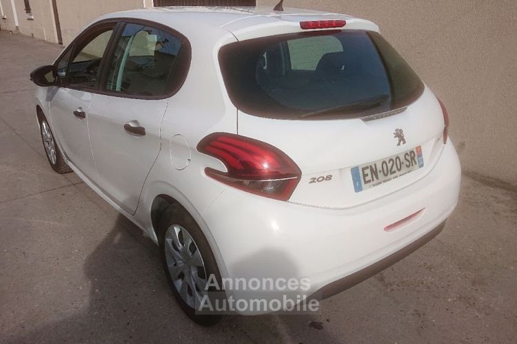 Peugeot 208 hdi 75ch 5 PLACE garantie 12 mois - <small></small> 7.750 € <small>TTC</small> - #3