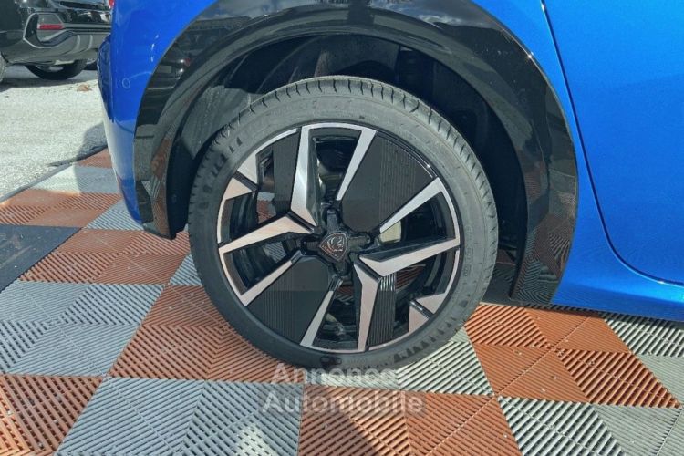 Peugeot 208 Hybrid 136 GT e-DCS6 GPS Toit Pano Caméra 360° - <small></small> 27.980 € <small>TTC</small> - #18