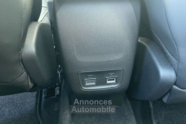 Peugeot 208 Hybrid 136 GT e-DCS6 GPS Toit Pano Caméra 360° - <small></small> 26.650 € <small>TTC</small> - #23