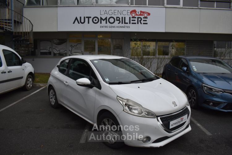 Peugeot 208 I ACTIVE 3 Portes 1.4 HDi FAP 68 cv - <small></small> 5.290 € <small>TTC</small> - #1