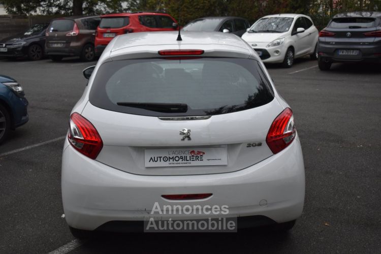 Peugeot 208 I ACTIVE 3 Portes 1.4 HDi FAP 68 cv - <small></small> 5.290 € <small>TTC</small> - #6