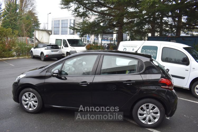 Peugeot 208 I ALLURE Phase 2 5 Portes 1.6 Blue HDi 75 cv - <small></small> 8.990 € <small>TTC</small> - #4