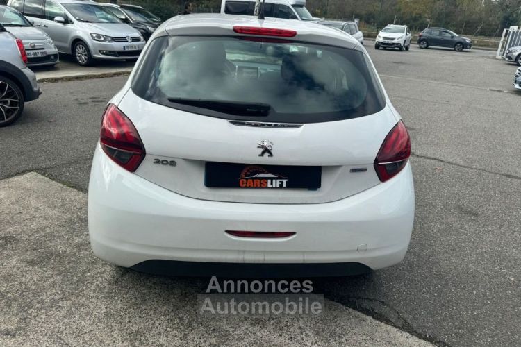 Peugeot 208 I Phase 2 5 Portes 1.2 VTi 82 cv ,ACTIVE , DISTRIBUTION FAITE GARANTIE - <small></small> 6.990 € <small>TTC</small> - #8