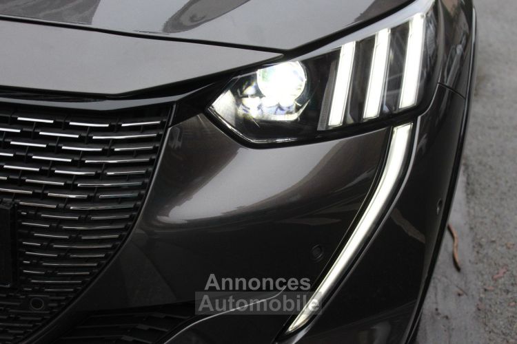 Peugeot 208 II 1.2 100 S&S GT LINE EAT8 - <small></small> 16.990 € <small>TTC</small> - #42