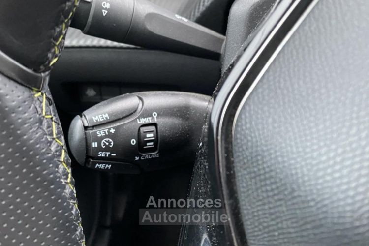 Peugeot 208 II 1.2 S&S 100 GT AVEC TOIT PANORAMIQUE - <small></small> 15.290 € <small>TTC</small> - #33