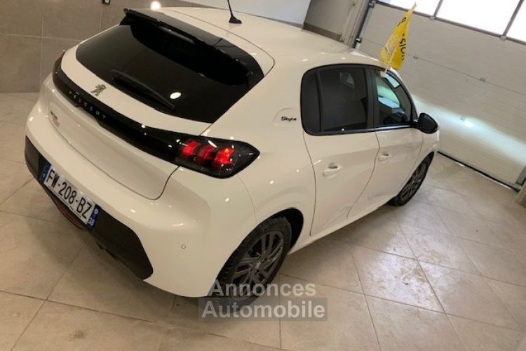 Peugeot 208 II 1.5 BLUEHDI 100CV S&S STYLE - <small></small> 10.990 € <small>TTC</small> - #10