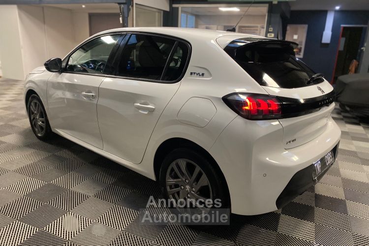 Peugeot 208 II (UB_, UP_, UW_, UJ_) 1.2 S&S 100 (101Ch) Style - <small></small> 12.990 € <small>TTC</small> - #3