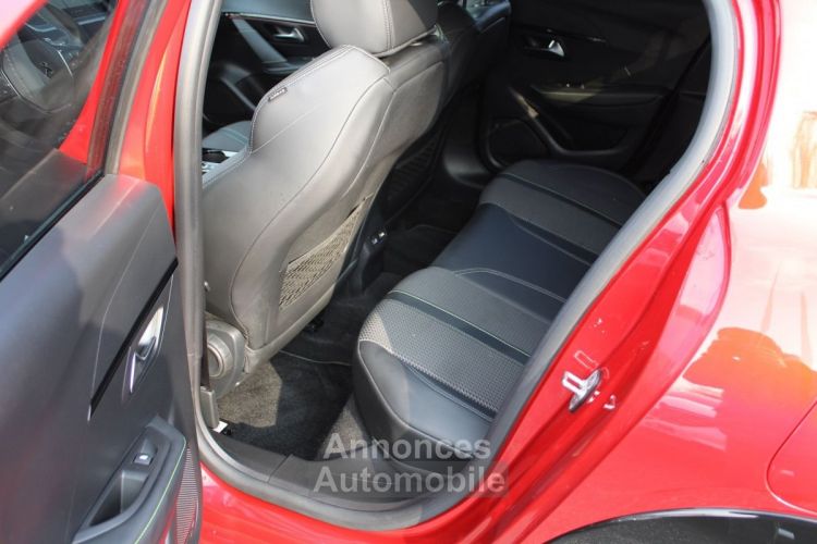 Peugeot 208 III 1L2 ESSENCE 130 CV GT PACK SPORT CAMÉRA EAT8 BOITE AUTO PALETTE GPS FULL LEDS - <small></small> 18.990 € <small>TTC</small> - #11