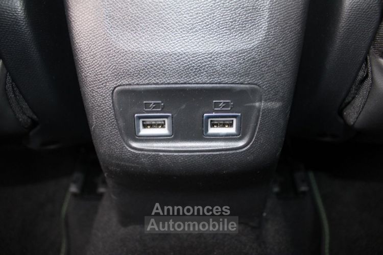 Peugeot 208 III GT PACK 130 CV GPS 3D CAMÉRA FULL LED AUDIO USB JA 17 I-COKPIT BOITE AUTO EAT-8 - <small></small> 18.500 € <small>TTC</small> - #12